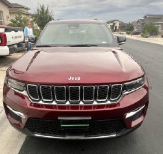 JEEP GRAND CHEROKEE 2023 1C4RJGBG5PC648028 image